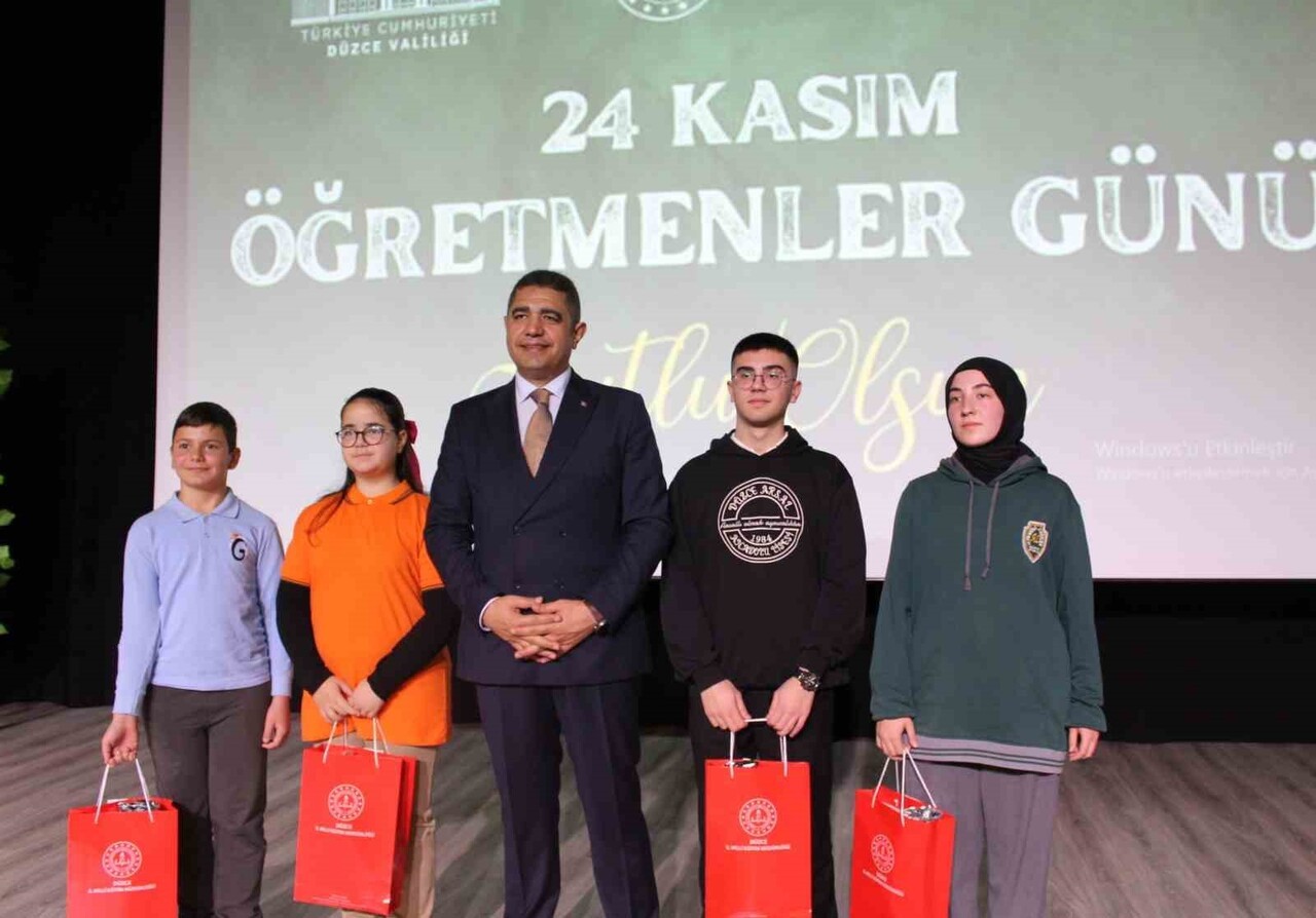 DÜZCE İL MİLLİ EĞİTİM MÜDÜRLÜĞÜMÜZ TARAFINDAN 24 KASIM ÖĞRETMENLER GÜNÜ ETKİNLİKLERİ KAPSAMINDA...