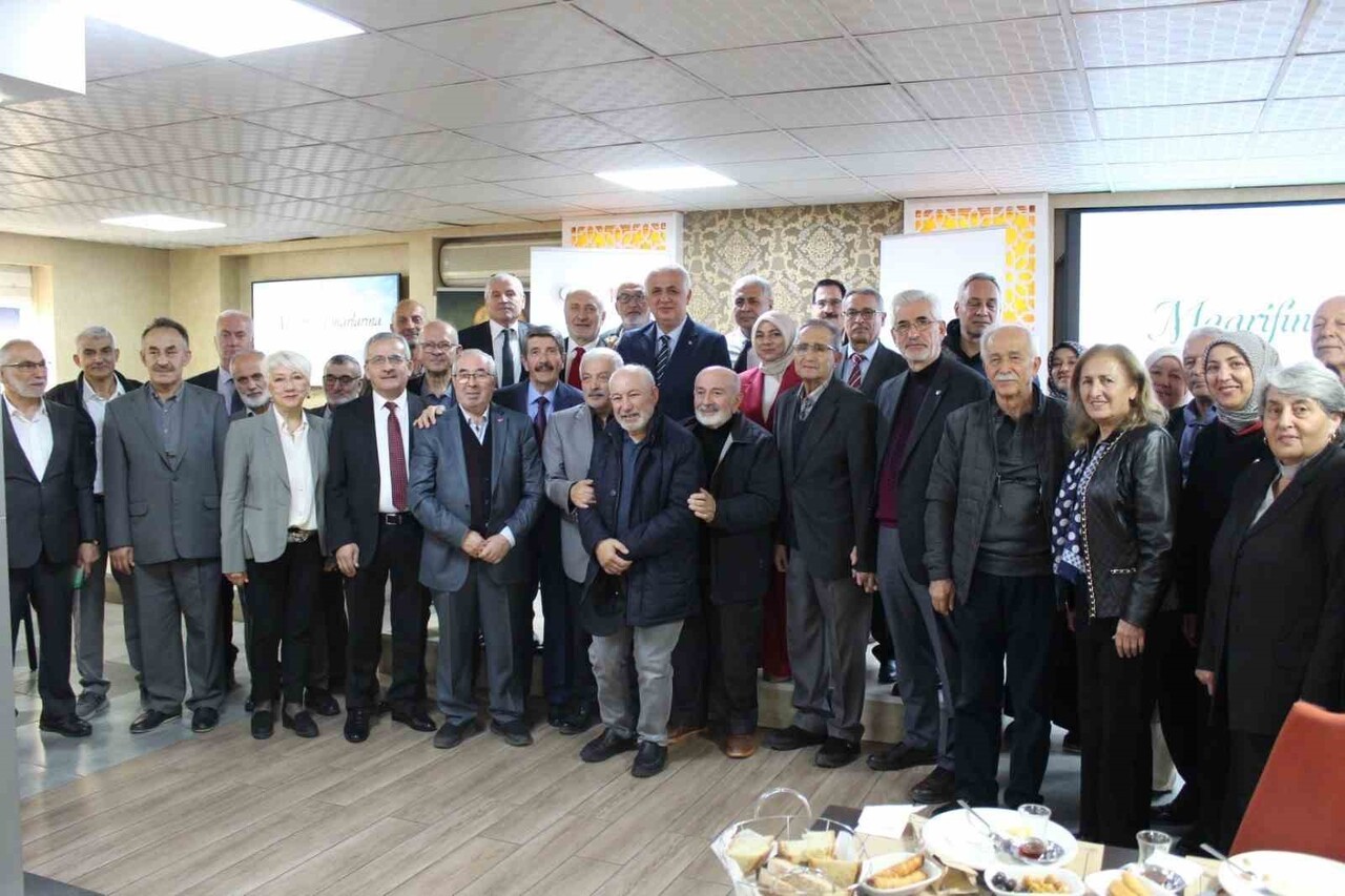 DÜZCE İL MİLLİ EĞİTİM MÜDÜRLÜĞÜNCE HAYATA GEÇİRİLEN "MAARİFİN ÇINARLARINA VEFA" PROJESİ...