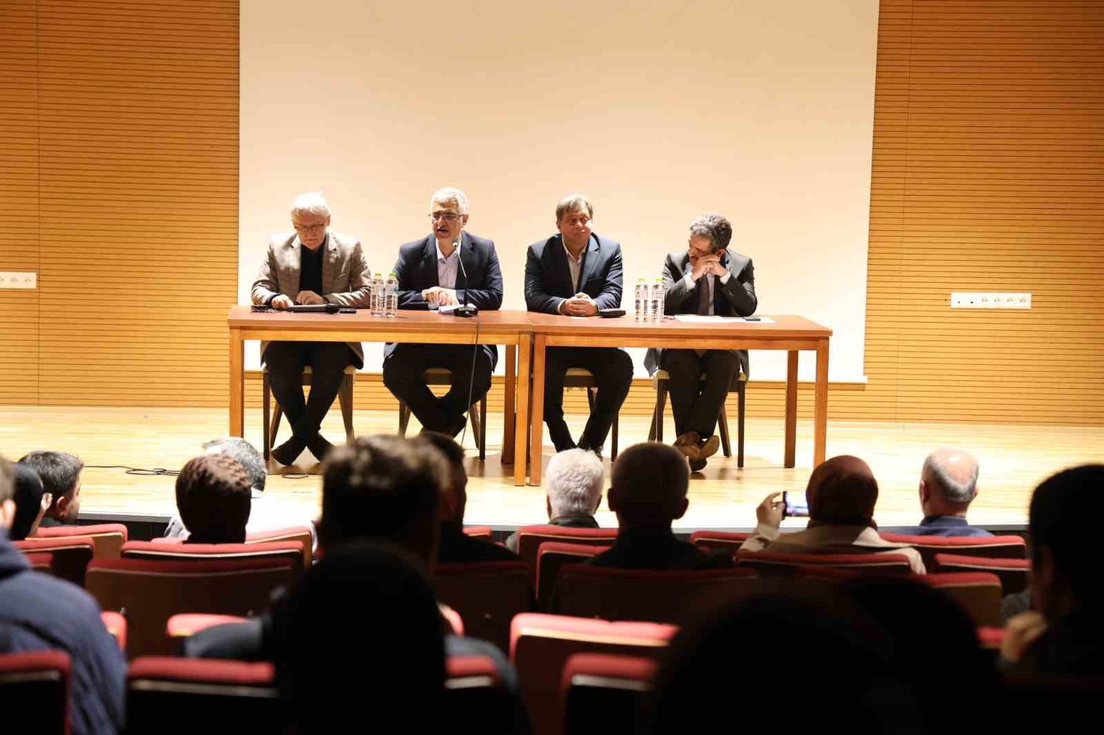 DÜZCE ÜNİVERSİTESİ İLAHİYAT FAKÜLTESİ TARAFINDAN DÜZENLENEN "MEVLİD-İ NEBİ YILI: BİR DEĞER OLARAK...