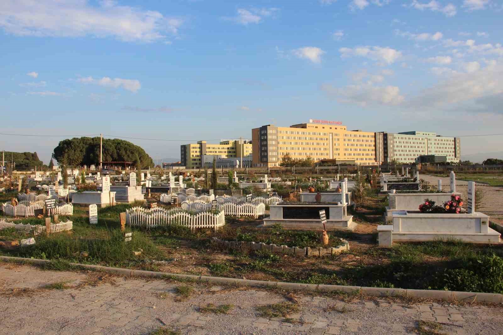 EFELER'DEKİ MEZARLIK YERİ KARMAŞASINA SON NOKTAYI YARGI KOYDU, KARAR İPTAL EDİLDİ