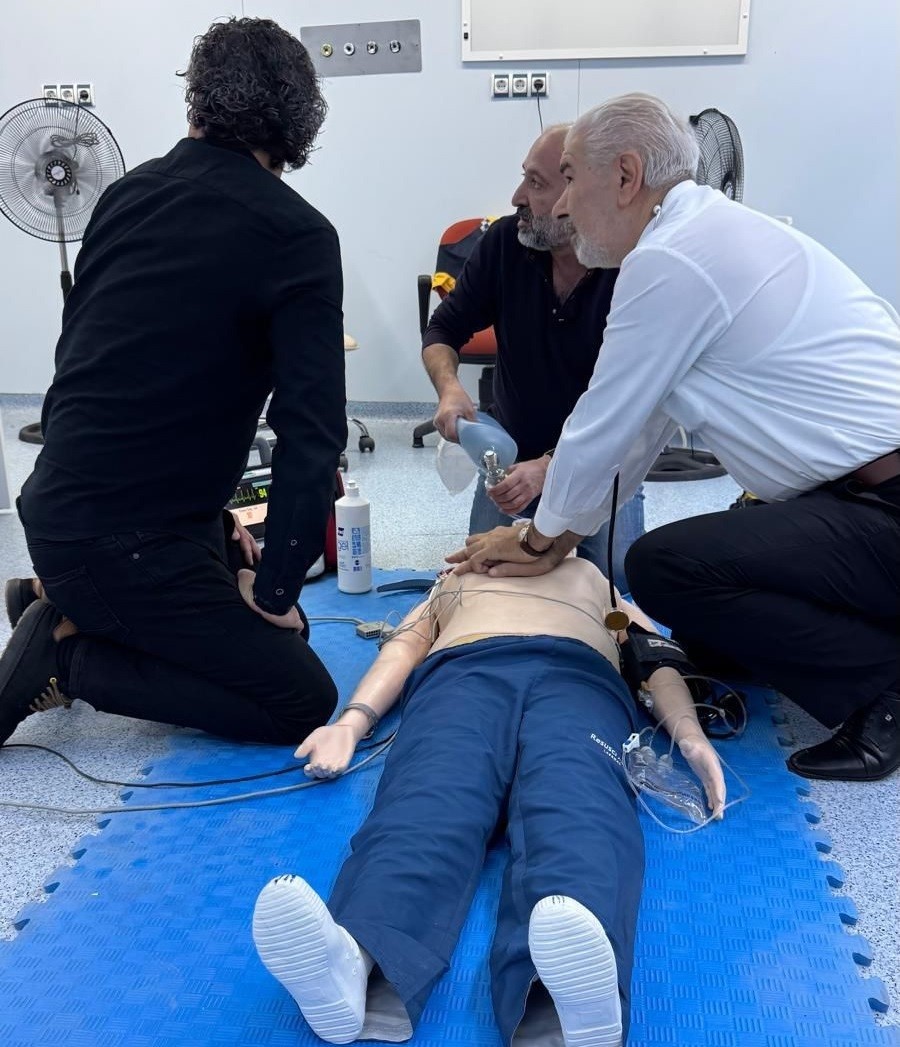 ELAZIĞ’DA ERİŞKİNLERDE İLERİ YAŞAM DESTEĞİ EĞİTİMİ