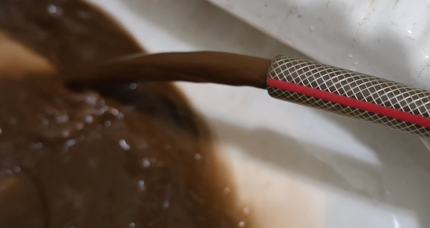 ELAZIĞ’DA TESİSAT USTASI METEHAN YILMAZ, PETEK TEMİZLİĞİNİN KIŞ ÖNCESİ DÖNEMDE HEM YAKIT TASARRUFU...