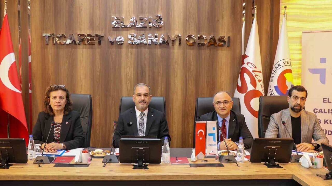ELAZIĞ TİCARET VE SANAYİ ODASI, TÜRKİYE İŞ KURUMU ELAZIĞ İL MÜDÜRÜ ABDULLAH BALCI VE KURUM...
