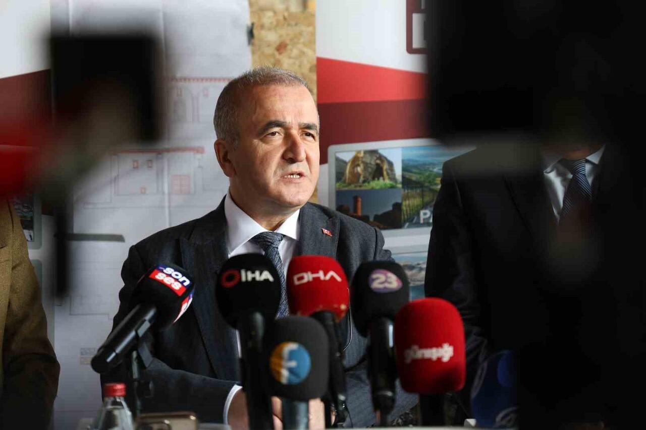 ELAZIĞ VALİSİ NUMAN HATİPOĞLU, HARPUT KALESİ, PALU KALESİ, TADIM KALESİ VE SALKAYA KÖYÜ’NDE...