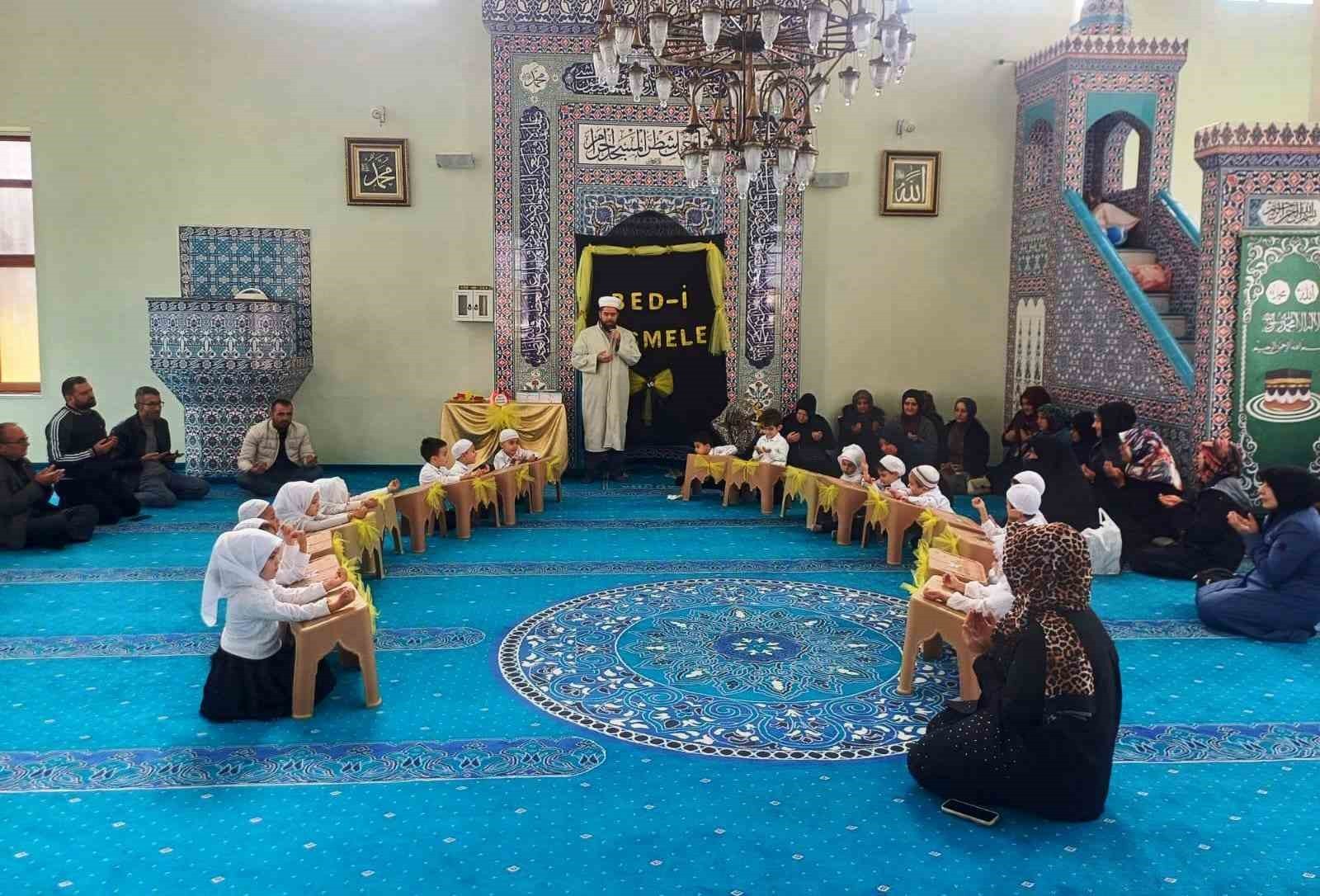 EMET BABUKBEY 4-6 YAŞ KUR’AN KURSU İÇİN "BED-İ BESMELE" PROGRAMI DÜZENLENDİ