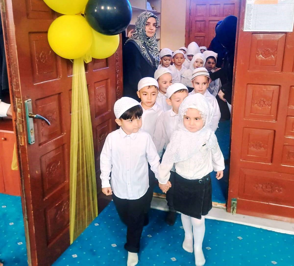 EMET BABUKBEY 4-6 YAŞ KUR’AN KURSU İÇİN "BED-İ BESMELE" PROGRAMI DÜZENLENDİ