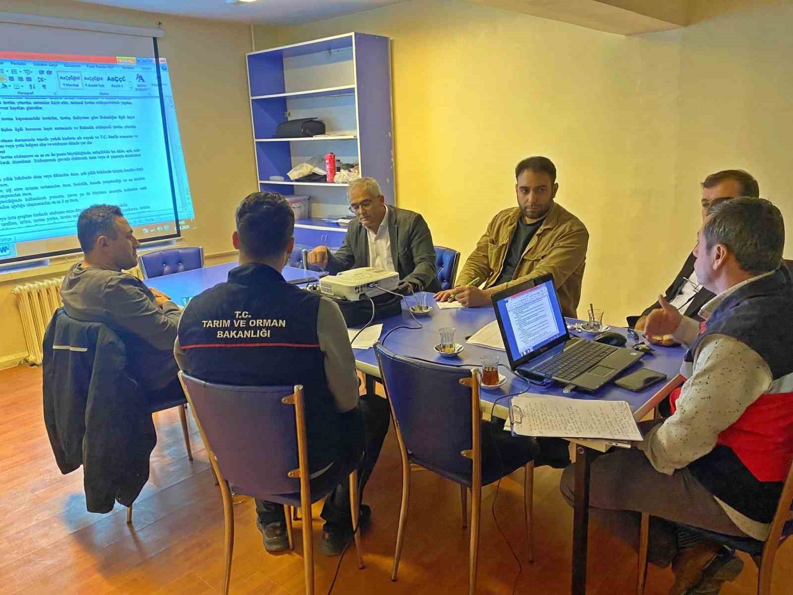 EMET’TE "SÜT KALİTESİ VE HİJYEN" KONULU EĞİTİM DÜZENLENDİ