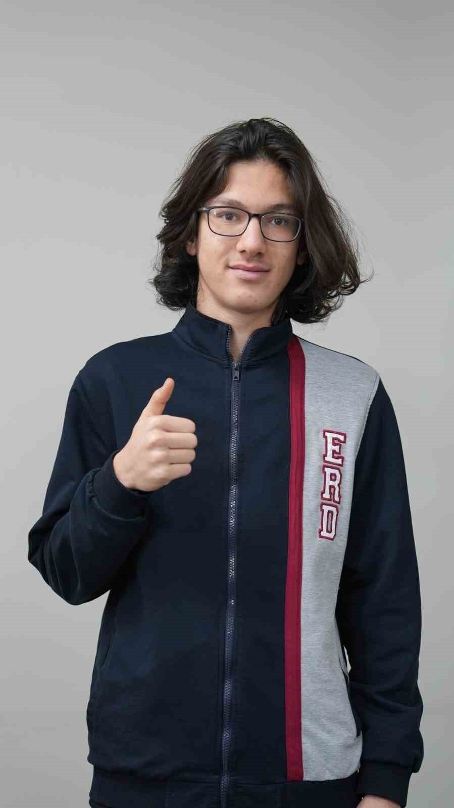 ERDEM KOLEJİ ÖĞRENCİLERİ AMO MATEMATİK OLİMPİYATI’NDA 59 MADALYA KAZANDI