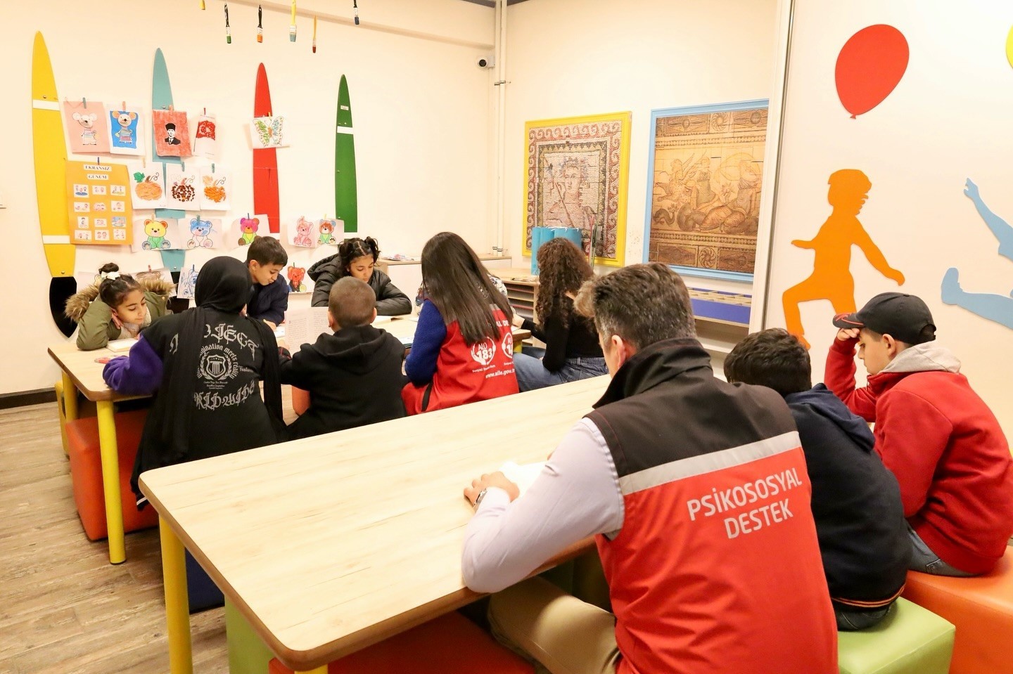 ERZİNCAN’DA DÜNYA ÇOCUK KİTAPLARI HAFTASI ETKİNLİĞİ DÜZENLENDİ