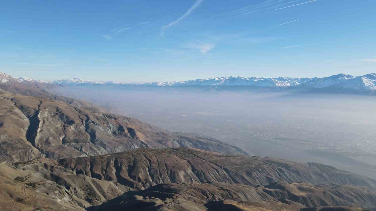 ERZİNCAN’DA KIŞ MASALI: KAR, GÜNEŞ VE SİS ŞEHRİ KARTPOSTALA ÇEVİRDİ