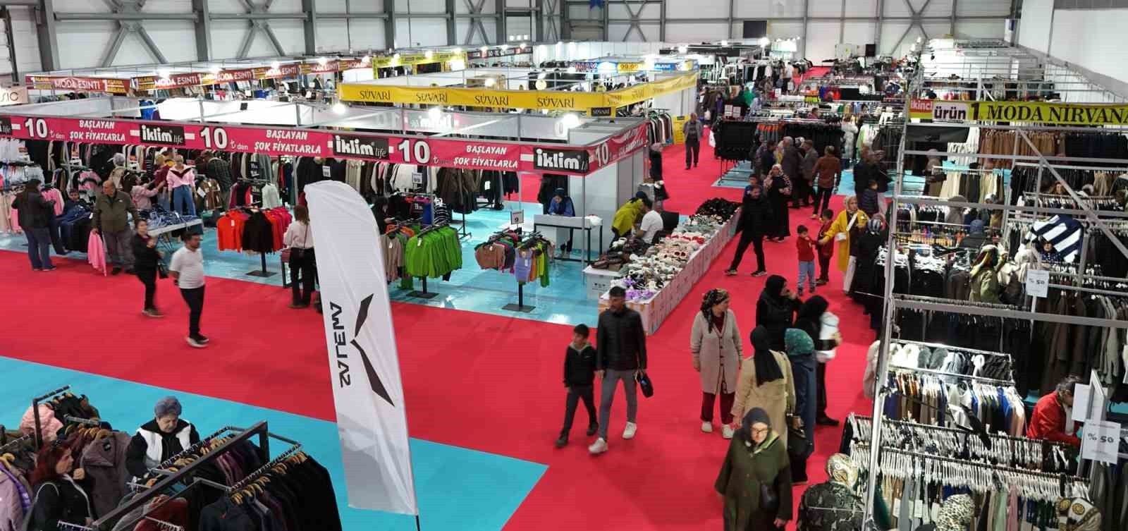 ERZURUM BÜYÜKŞEHİR BELEDİYESİ KENTİN EKONOMİSİNİ GÜÇLENDİRMEYE DEVAM EDİYOR. BU KAPSAMDA RECEP...