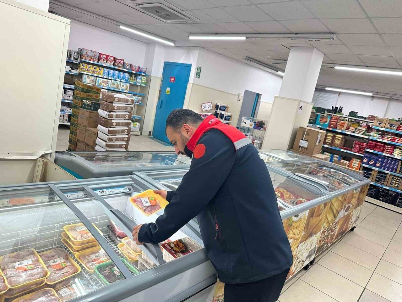 ERZURUM GENELİNDE YEM, GIDA VE GIDA İLE TEMASTA BULUNAN MADDE/MALZEME ÜRETEN İŞLETMELERE YÖNELİK...