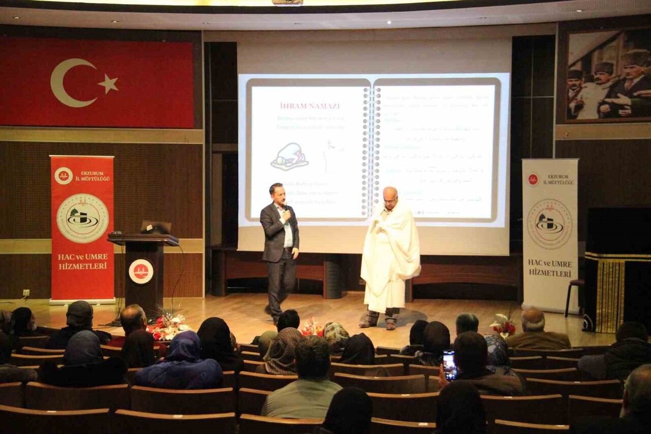ERZURUM İL MÜFTÜLÜĞÜ TARAFINDAN MÜBAREK TOPRAKLARA GİDECEK OLAN UMRECİLER İÇİN "UMRE HAZIRLIK...