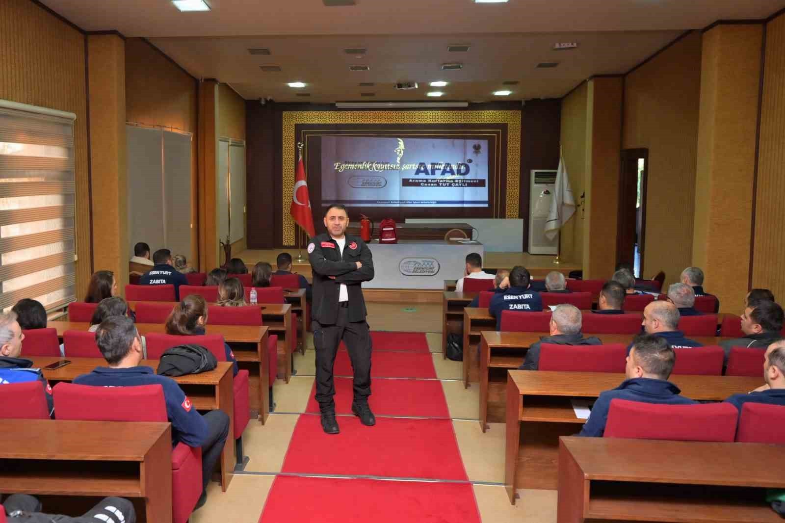 ESENYURT BELEDİYESİ, ARAMA KURTARMA EKİBİ ESAK TARAFINDAN VERİLEN AFET BİLİNCİ EĞİTİMLERİYLE...