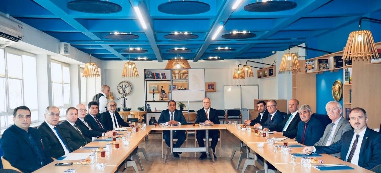 ESKİŞEHİR'DE GERÇEKLEŞTİRİLEN 'MESLEKİ EĞİTİM İŞBİRLİĞİ PROTOKOLÜ YÜRÜTME KURULU TOPLANTISI'NDA...