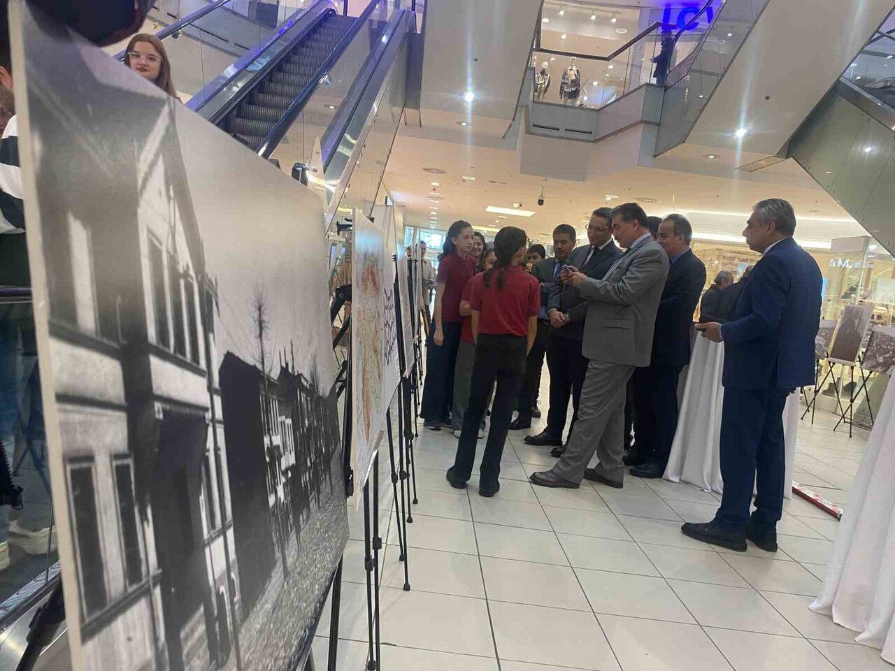 ESKİŞEHİR'DE MURAT ATILGAN ORTAOKULU ÖĞRENCİLERİNİN YAPTIĞI TÜRKİYE BİLİMSEL VE TEKNOLOJİK...