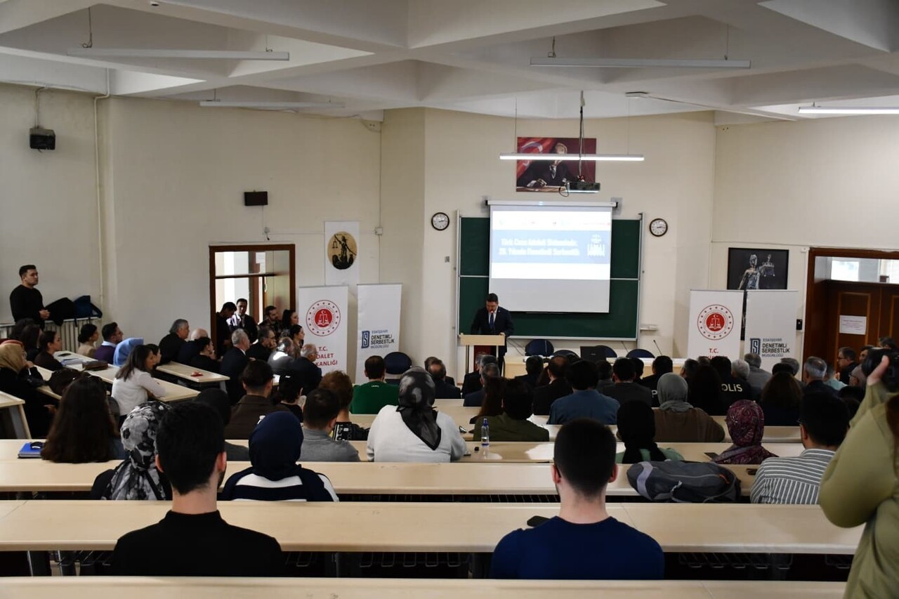 ESKİŞEHİR CUMHURİYET BAŞSAVCILIĞI VE ANADOLU ÜNİVERSİTESİ İŞBİRLİĞİ İLE 'TÜRK CEZA ADALET...