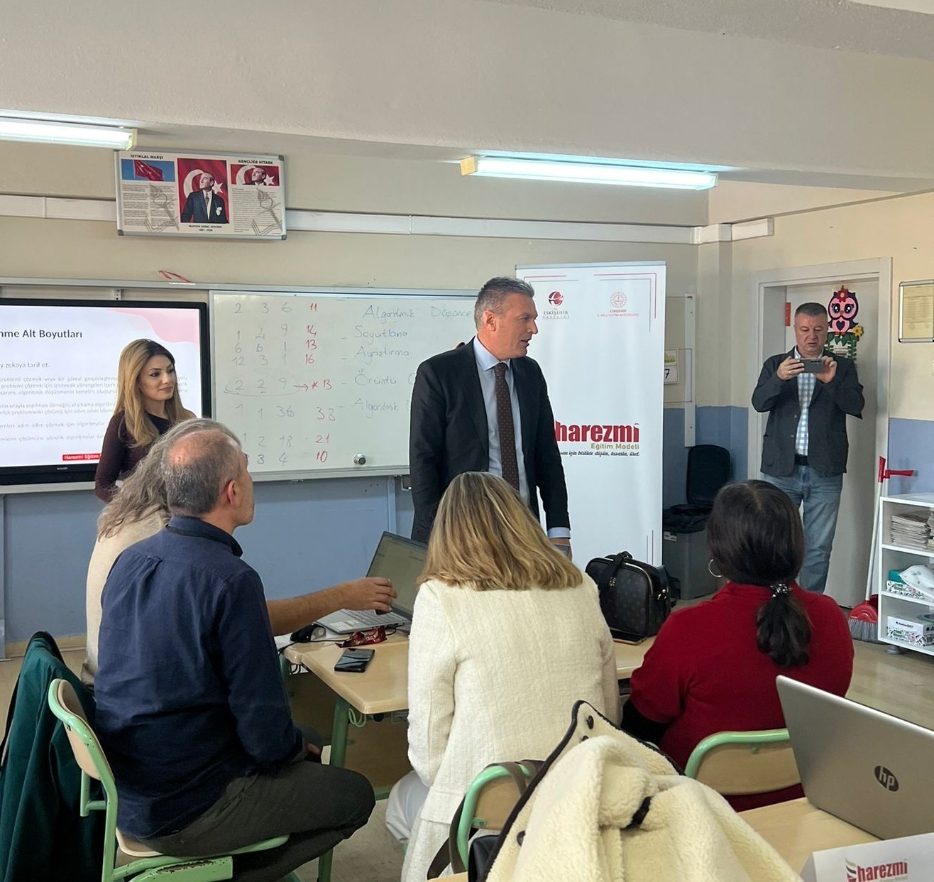 ESKİŞEHİR’DE, MİLLİ EĞİTİM BAKANLIĞI TARAFINDAN YÜRÜTÜLEN HAREZMİ EĞİTİM PROGRAMI KAPSAMINDA...