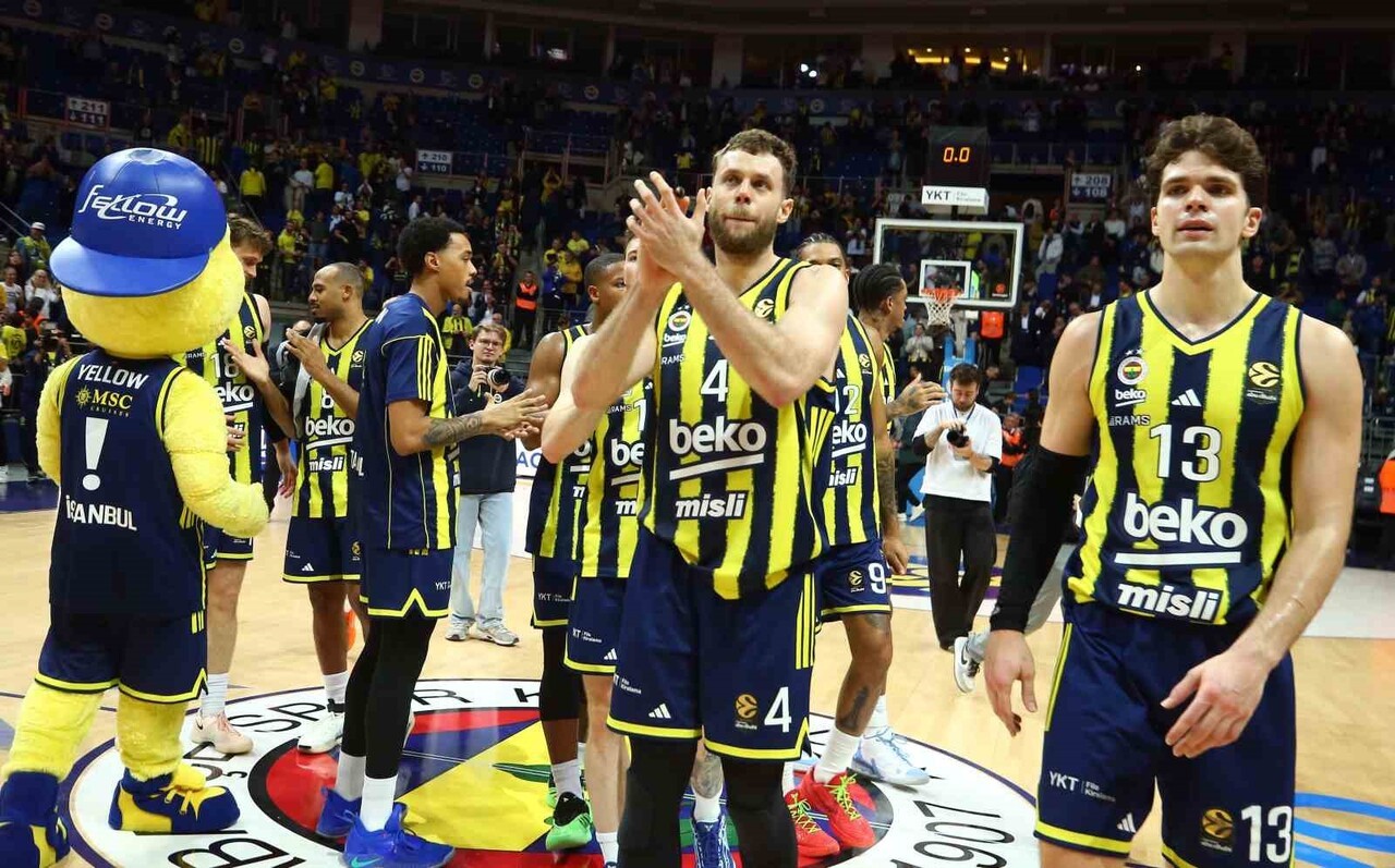 EUROLEAGUE 13. HAFTA MAÇINDA FENERBAHÇE BEKO, EVİNDE KARŞILAŞTIĞI İTALYAN EKİBİ VİRTUS BOLOGNA'YI...