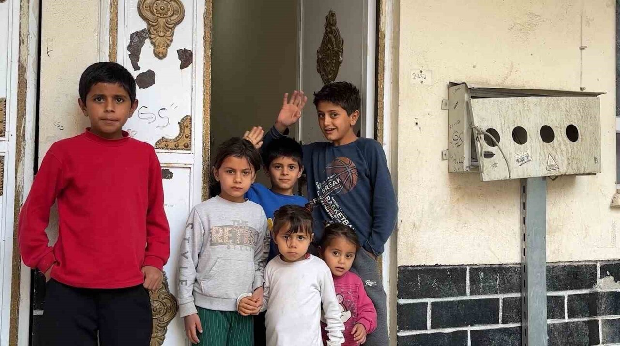 EYYÜBİYE BELEDİYE BAŞKANI MEHMET KUŞ'UN HANCIĞAZ MAHALLESİ'NDEKİ EVLERİNDE ZİYARET EDEREK...