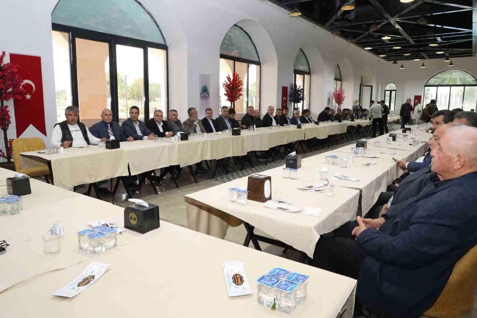 EYYÜBİYE BELEDİYESİ VE İLÇE ESNAFINDAN TEMİZLİK İÇİN ORTAK ADIM