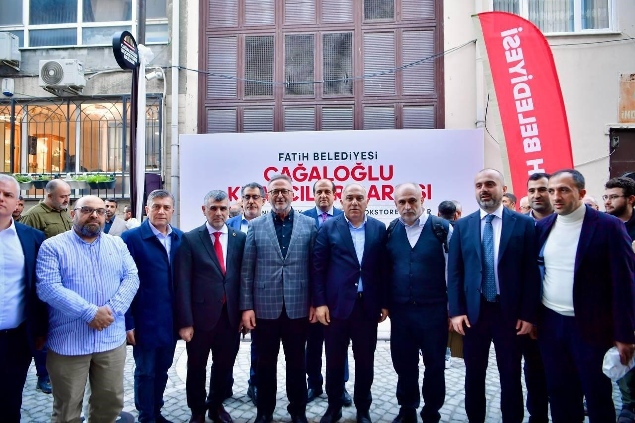 FATİH'TE KÜLTÜR VE EDEBİYAT MERKEZİ OLAN CAĞALOĞLU KİTAPÇILAR ÇARŞISI YAPILAN DÜZENLEMELERİN...