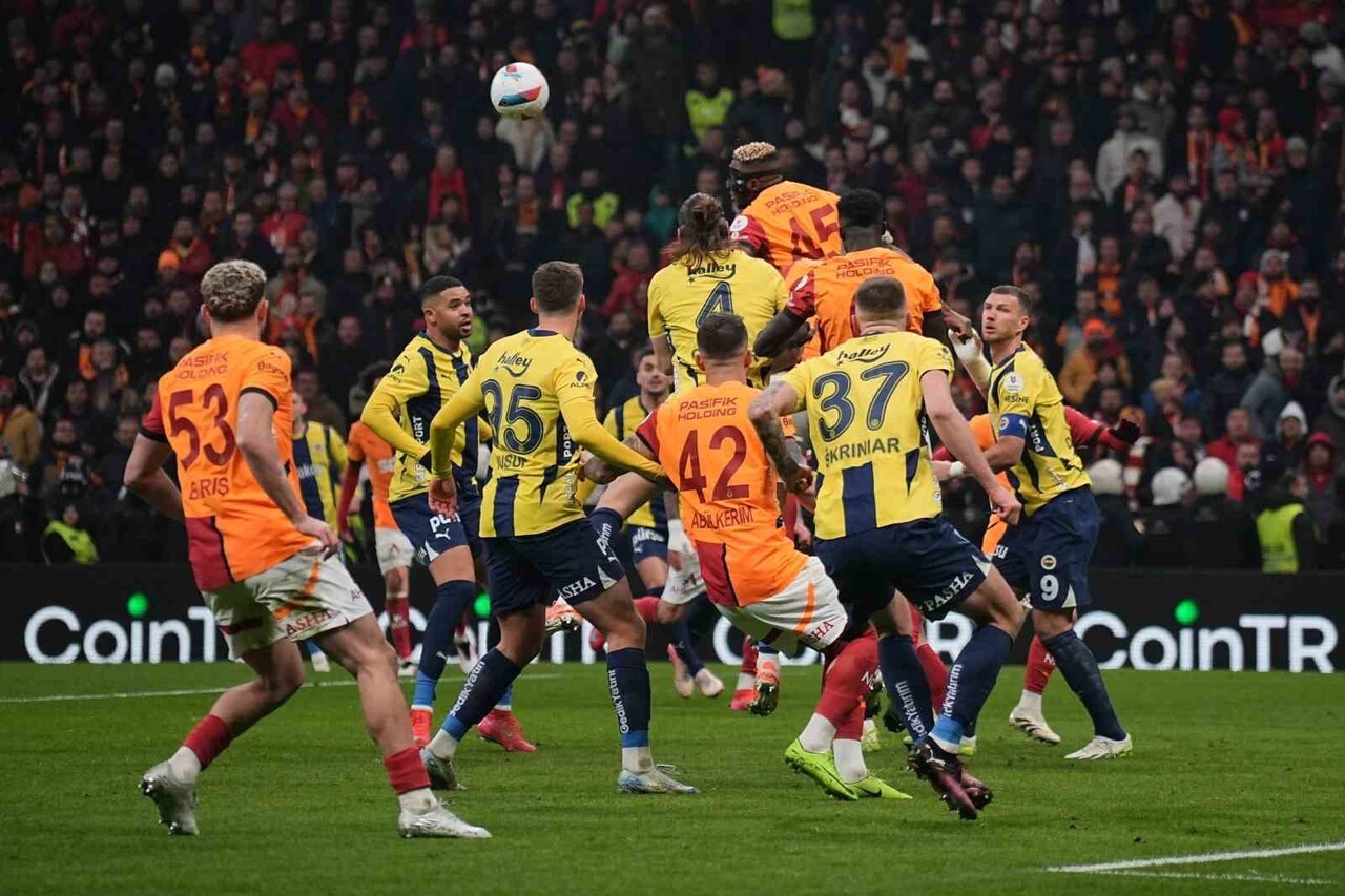 FENERBAHÇE TEKNİK DİREKTÖRÜ DOMENİCO TEDESCO, TEKNİK ADAMLIK KARİYERİNDE 2 KEZ KARŞILAŞTIĞI...