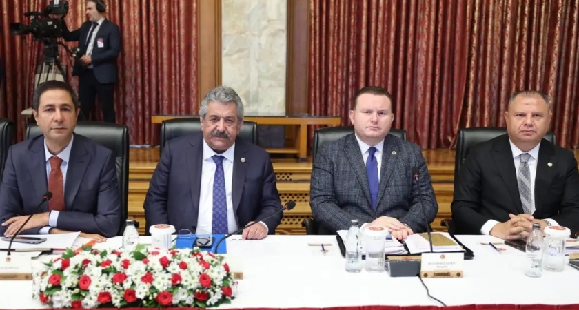 Feti Yıldız: MHP Genel Başkan Yardımcısının Biyografisi, Yaşı ve Siyasi Kariyeri