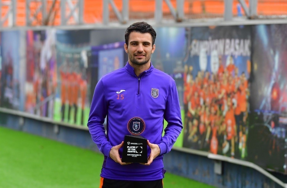 FRANSIZ FUTBOLCU LEO DUBOİS, PROFESYONEL FUTBOL KARİYERİNİ NOKTALADIĞINI AÇIKLADI.