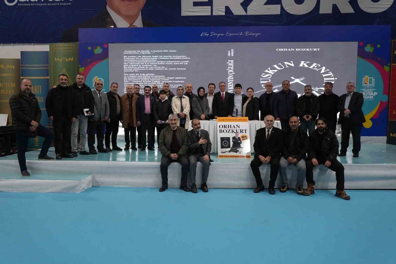 GAZETECİ-YAZAR ORHAN BOZKURT, DOĞU ANADOLU ERZURUM 7. KİTAP FUARI’NDA "ŞEHİR YAZILARI VE ERZURUM"...