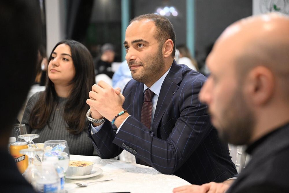 GAZİOSMANPAŞA BELEDİYE BAŞKAN VEKİLİ ERAY KARADENİZ, 24 KASIM ÖĞRETMENLER GÜNÜ KAPSAMINDA...