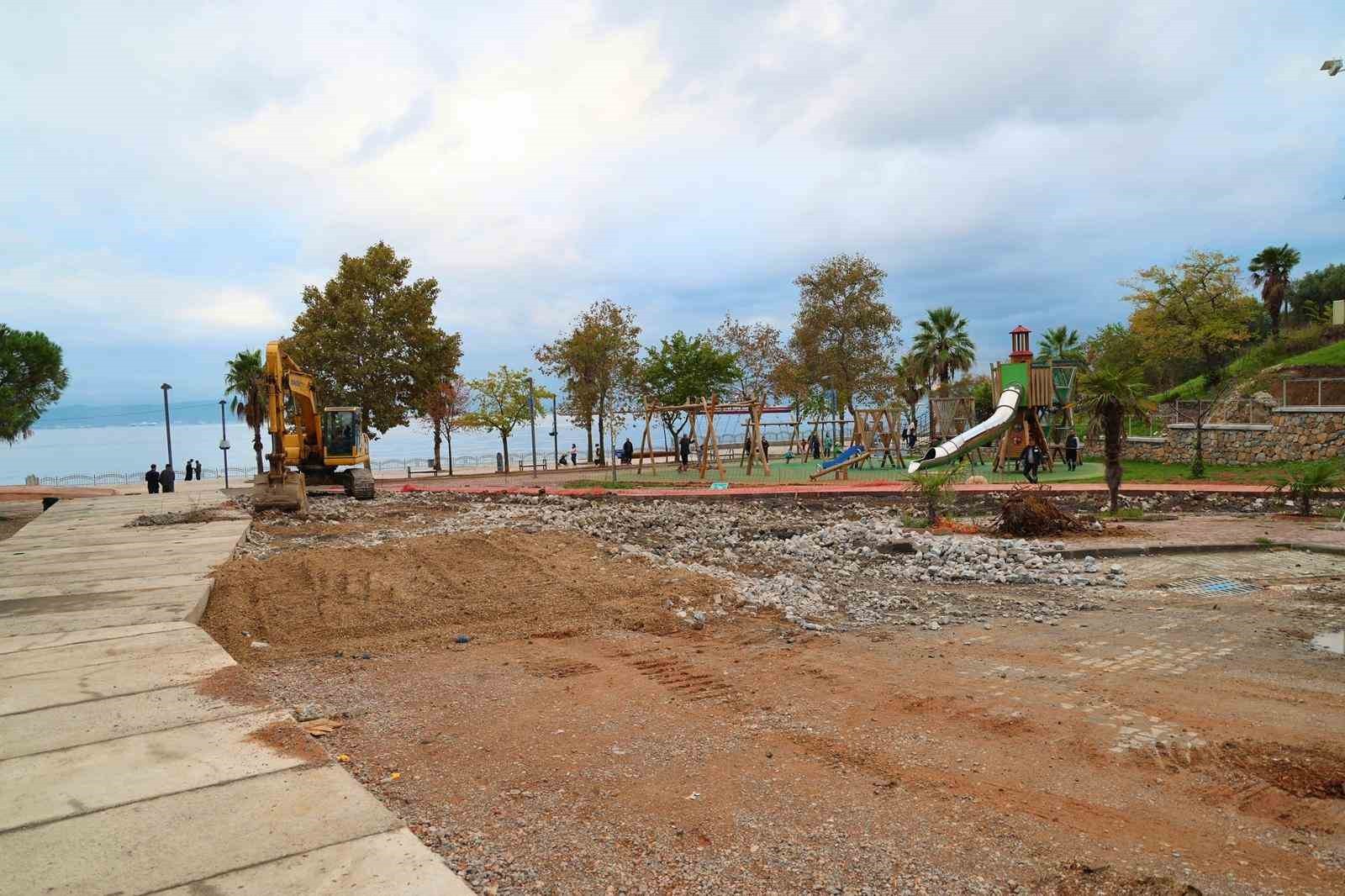 GEBZE BELEDİYE BAŞKANI ZİNNUR BÜYÜKGÖZ, ESKİHİSAR KALESİ VE SAHİL HATTINDA YAPIMI DEVAM EDEN...