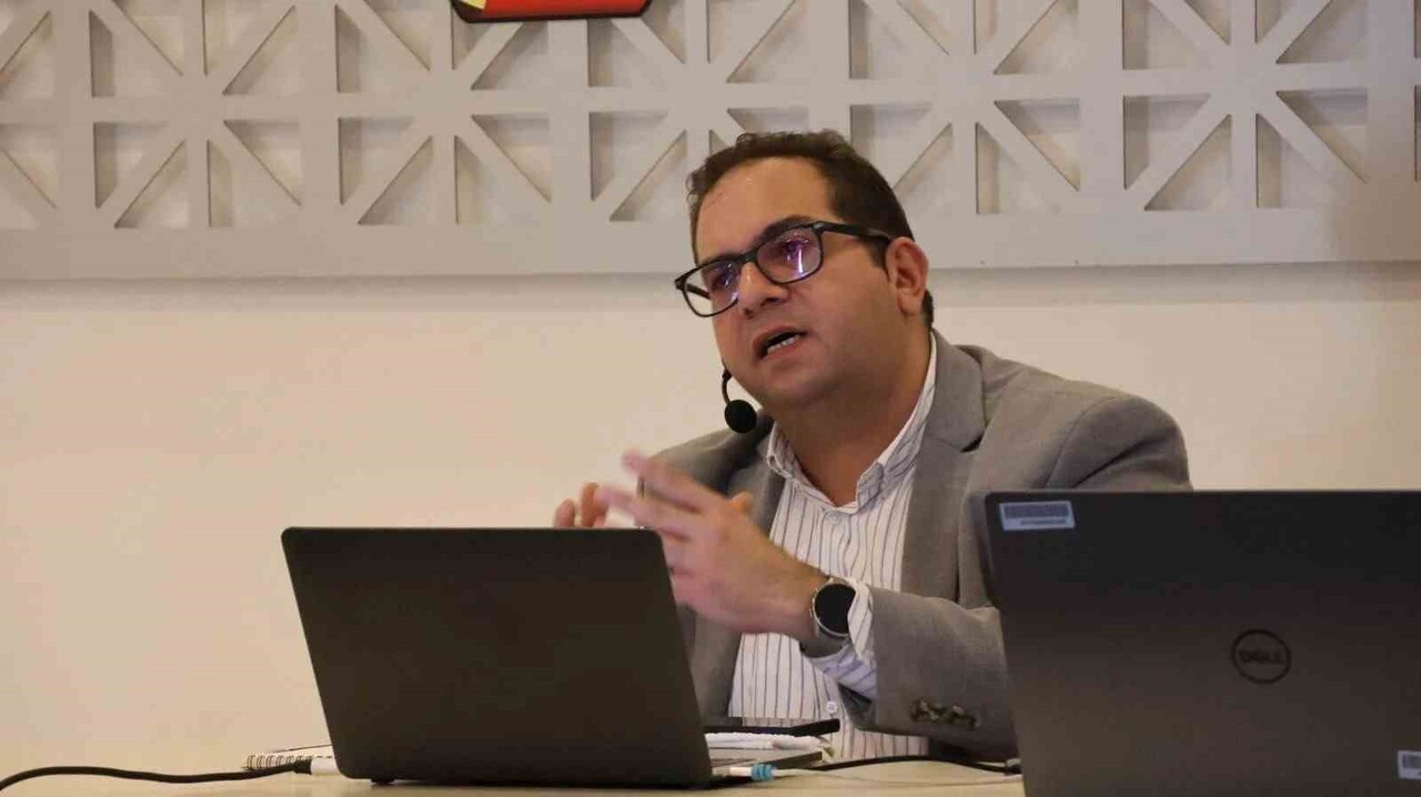 GOOGLE HABER İNİSİYATİFİ (GNI) İNÖNÜ ÜNİVERSİTESİ’NDE YAPAY ZEKA VE DİJİTAL BECERİLER EĞİTİMİ...