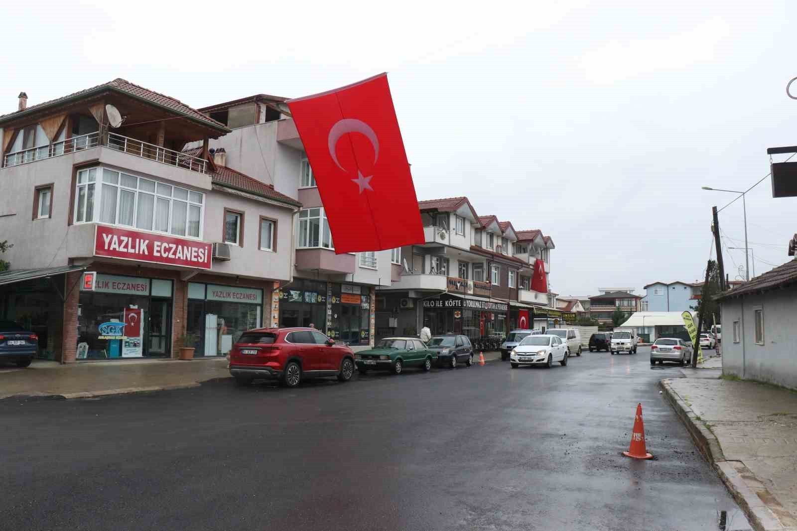 GÜRCİSTAN'DA ASKERİ KARGO UÇAĞININ DÜŞMESİ SONUCU ŞEHİT OLAN HAVA UÇAK BAKIM ASTSUBAY BAŞÇAVUŞ...