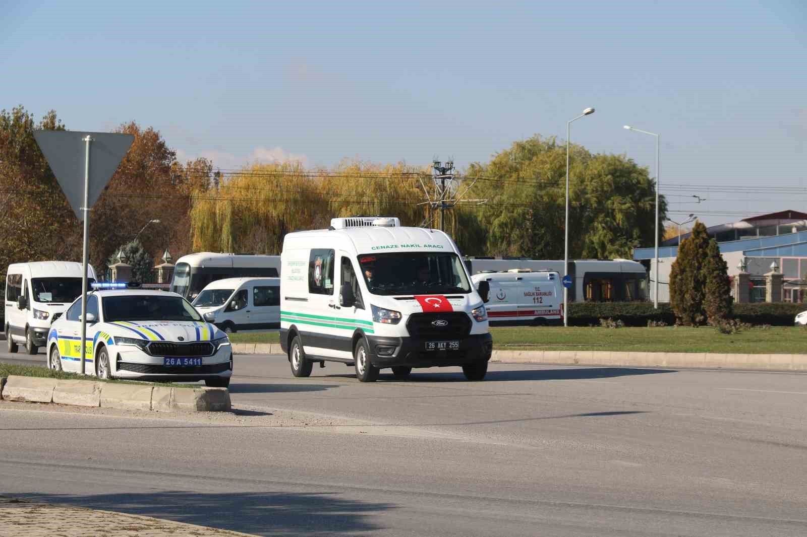 GÜRCİSTAN'DA DÜŞEN ASKERİ KARGO UÇAĞINDA BULUNAN 20 ŞEHİTTEN ESKİŞEHİRLİ HAVA UÇAK BAKIM ÜSTEĞMEN...