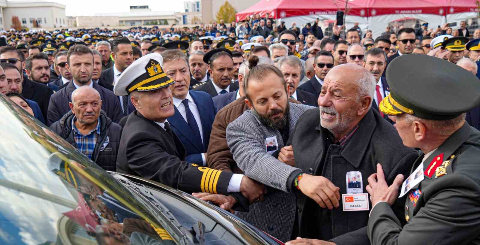 GÜRCİSTAN’DA DÜŞEN KARGO UÇAĞINDA ŞEHİT OLAN CÜNEYT KANDEMİR, ÜMİT İNCE VE CEM DOLAPCİ İÇİN...