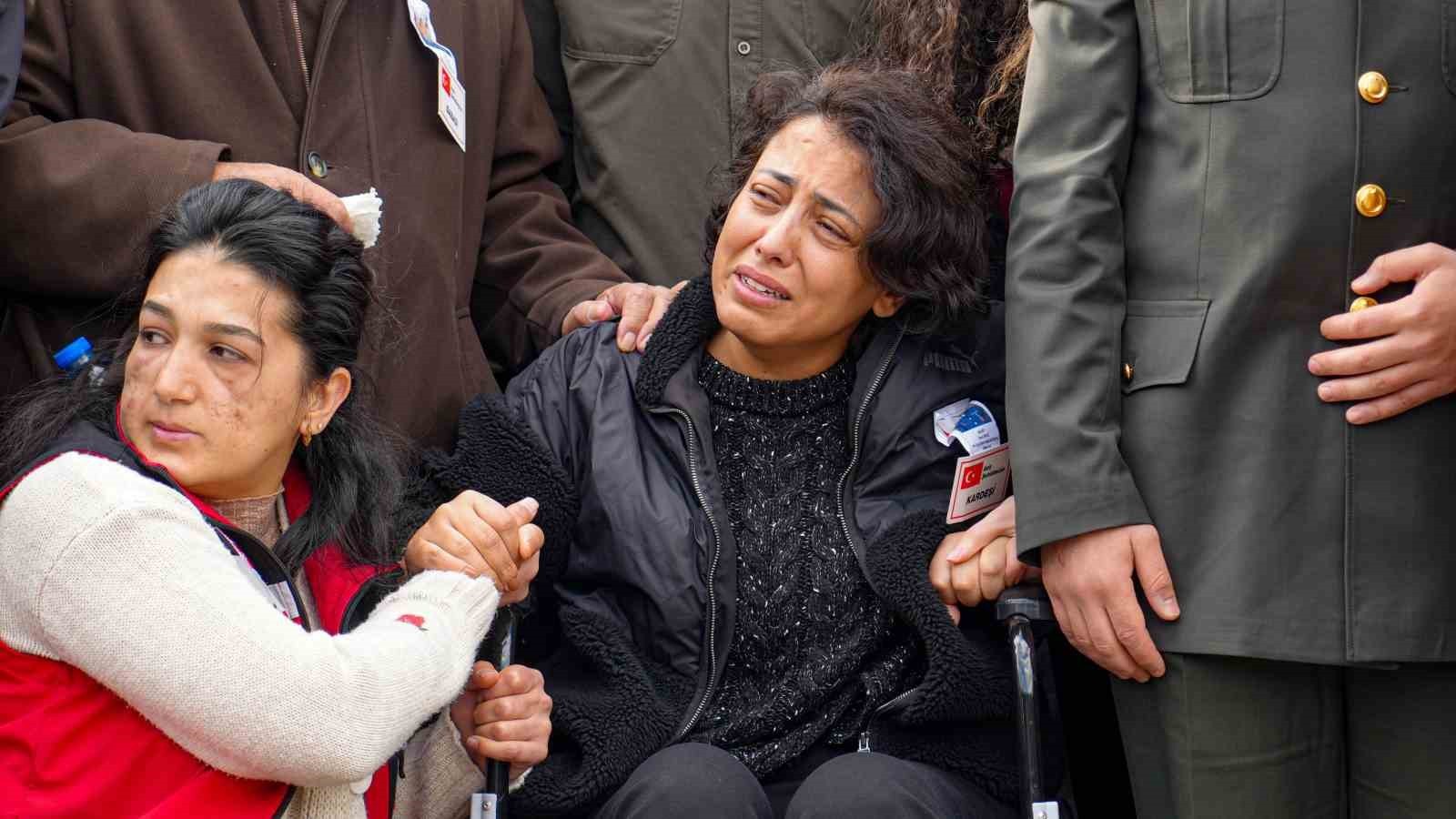 GÜRCİSTAN’DA DÜŞEN KARGO UÇAĞINDA ŞEHİT OLAN CÜNEYT KANDEMİR, ÜMİT İNCE VE CEM DOLAPCİ İÇİN...