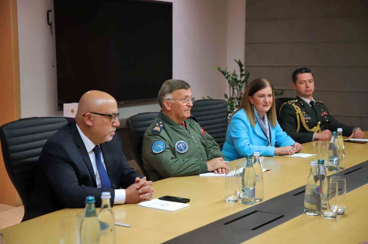 GÜRCİSTAN İÇİŞLERİ BAKANI GELA GELADZE, TÜRK HAVA KUVVETLERİ KOMUTANLIĞI DEĞERLENDİRME VE...