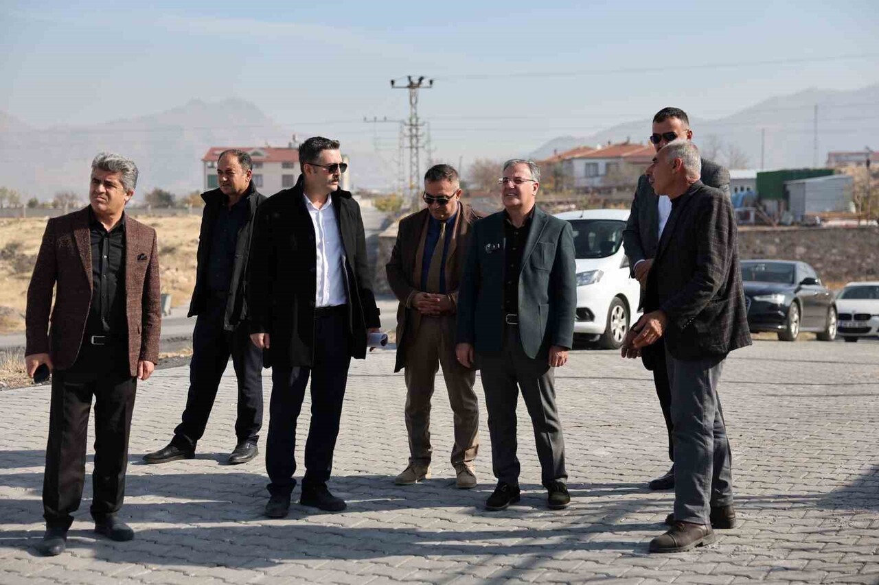 HACILAR BELEDİYE BAŞKANI BİLAL ÖZDOĞAN; KARPUZSEKİSİ MAHALLESİ ÇAYIRKAŞI MEVKİİNDE YÜRÜTÜLEN VE...