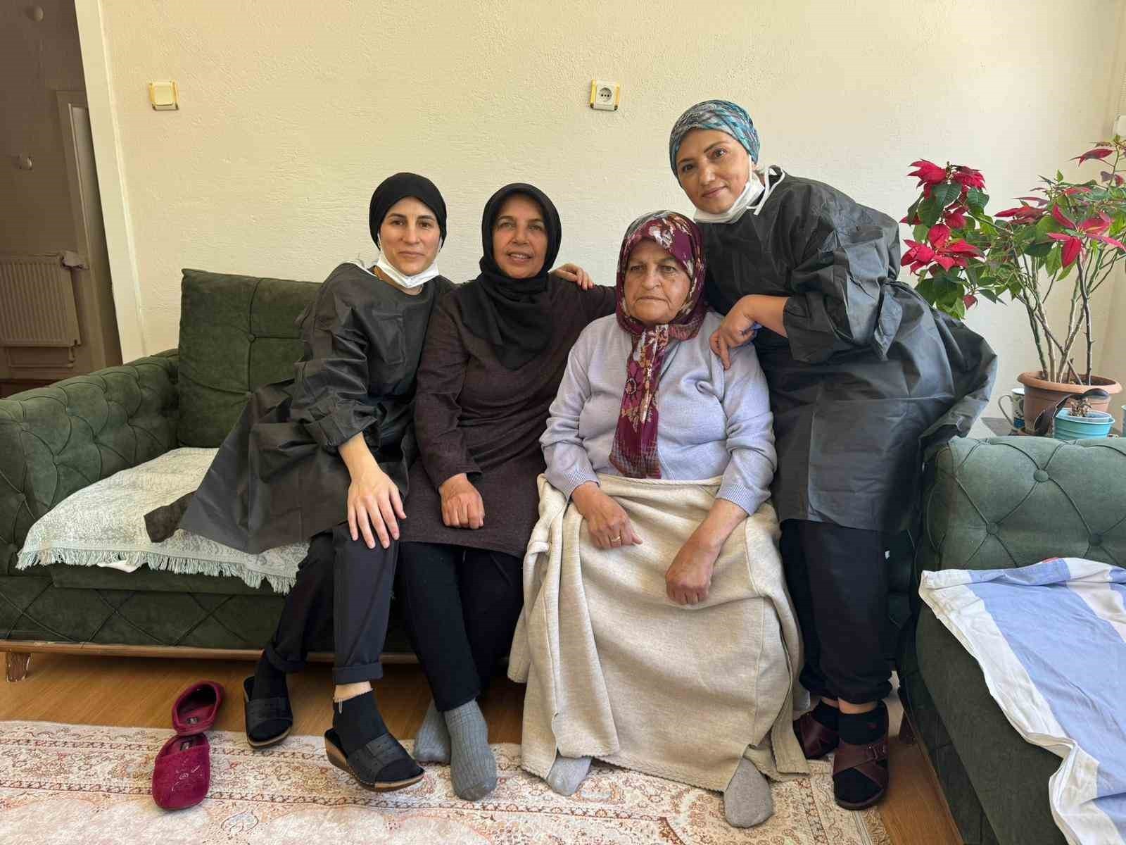 HACILAR BELEDİYESİ, KAYSERİ İL SAĞLIK MÜDÜRLÜĞÜ İŞBİRLİĞİYLE YÜRÜTÜLEN ‘EVDE BAKIM VE SAĞLIK...