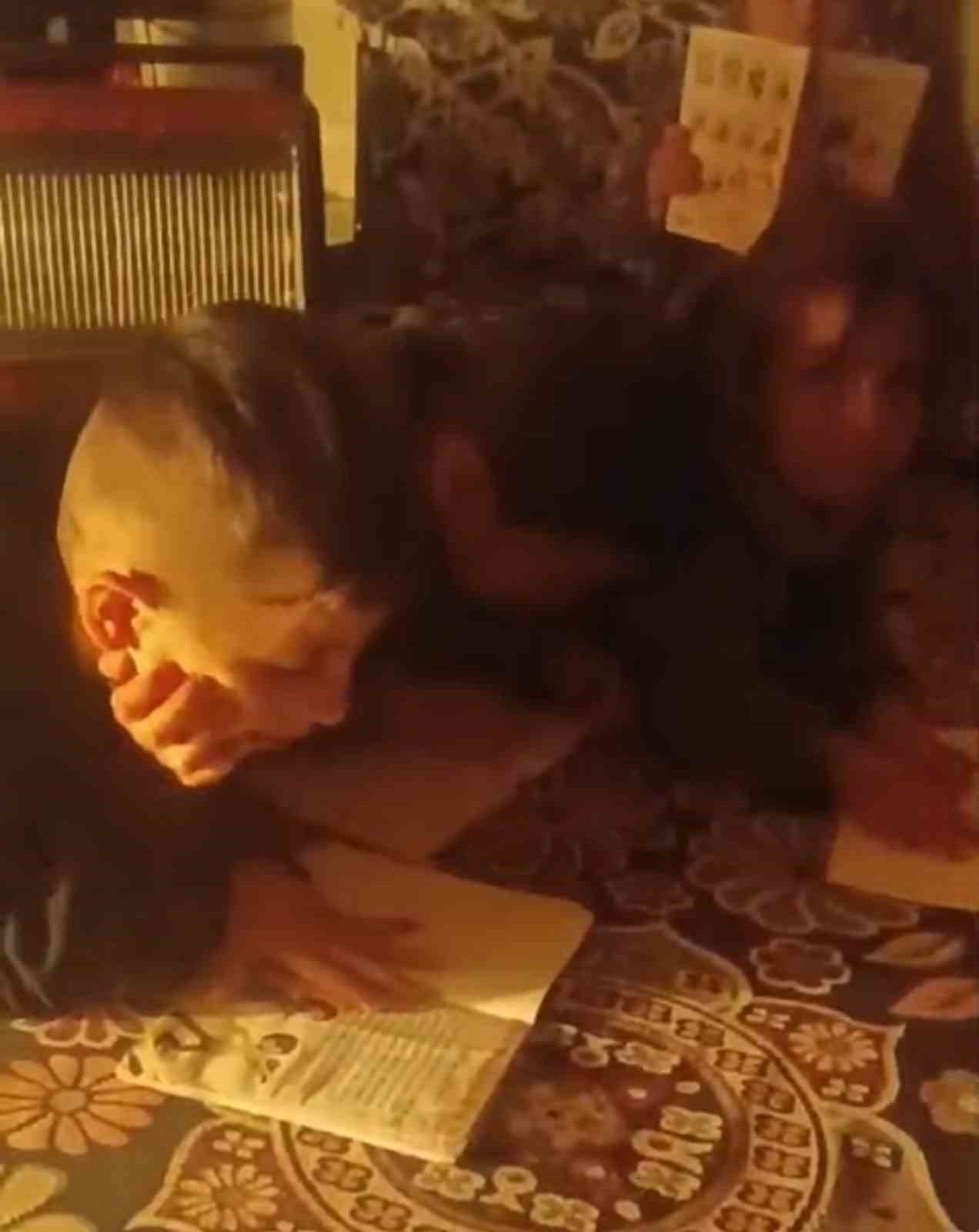 HAKKARİ'NİN YÜKSEKOVA İLÇESİNİN İRAN SINIRINDA BULUNAN ÇOBANPINAR KÖYÜNDE YAŞANAN ELEKTRİK...