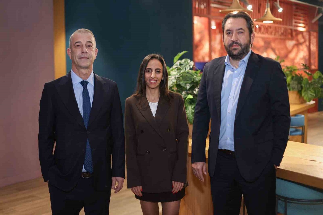 HALDUN ALPERAT - HÜLYA TOMAK- SİRET ÜNSAL