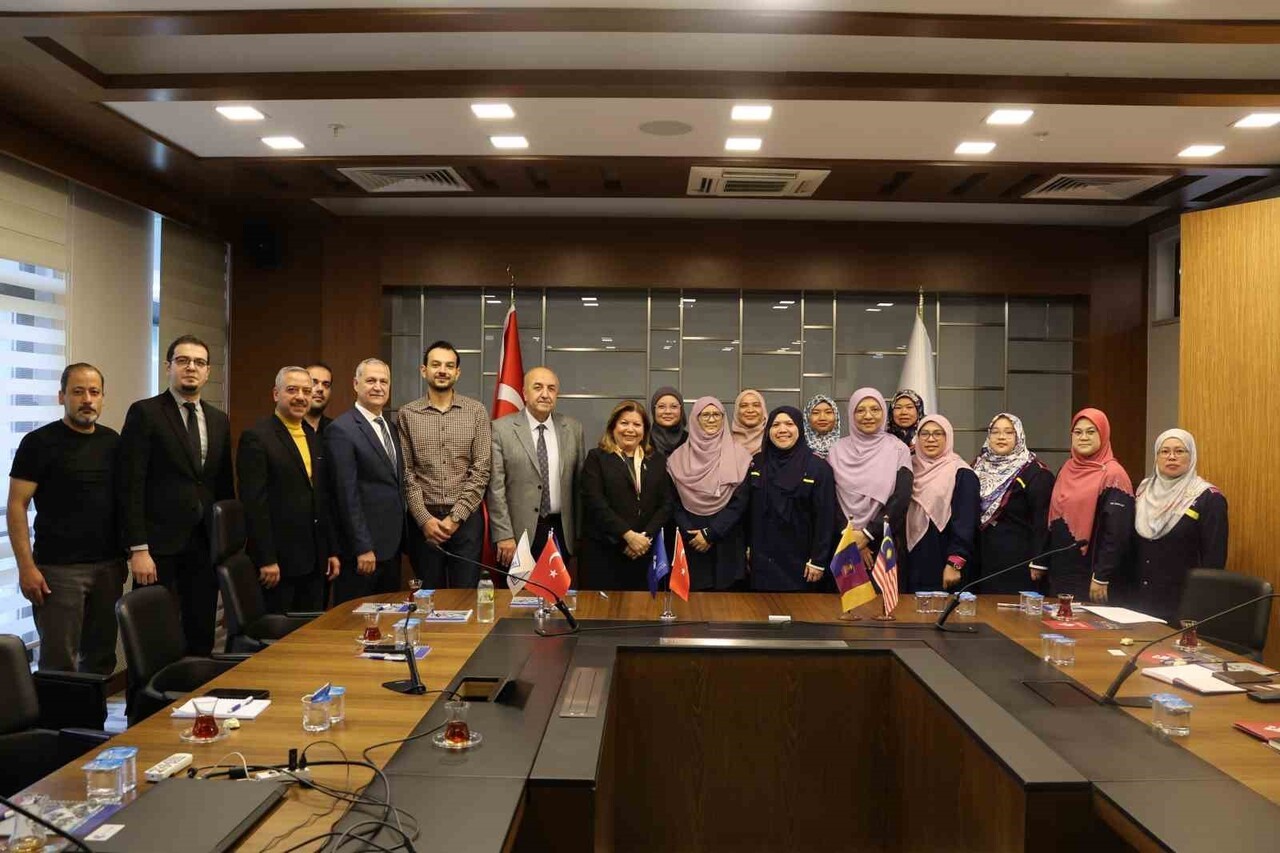 HASAN KALYONCU ÜNİVERSİTESİ (HKÜ), ULUSLARARASILAŞMA VİZYONU DOĞRULTUSUNDA ÖNEMLİ BİR ADIM DAHA...