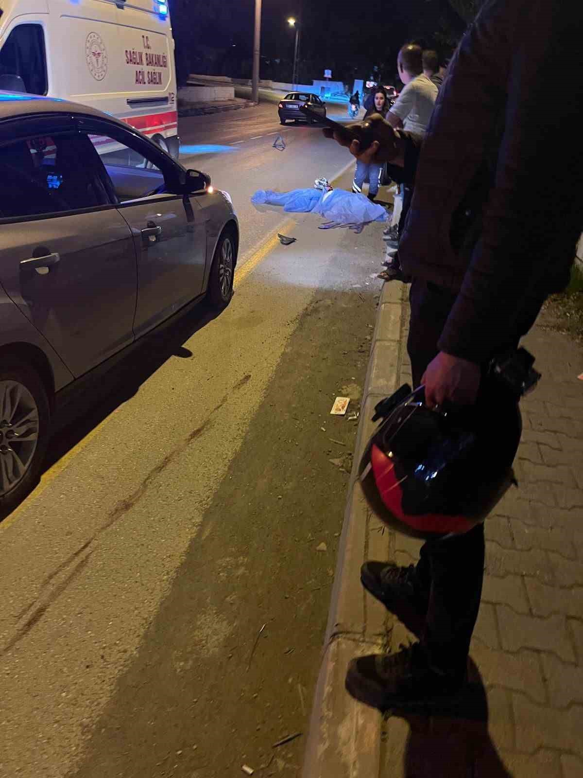 HATAY'DA DEVRİLEREK SÜRÜKLENEN MOTOSİKLETİN 20 YAŞINDAKİ SÜRÜCÜSÜ HAYATINI KAYBETTİ.