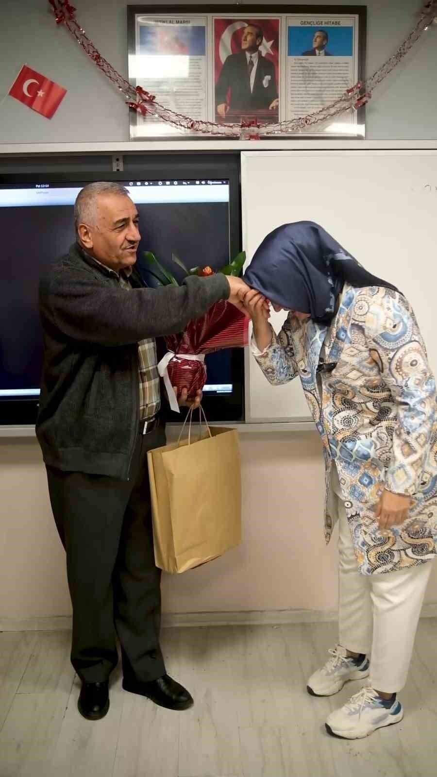 HATAY’IN İSKENDERUN İLÇESİ DENİZCİLER MAHALLESİ’NDE BULUNAN DENİZCİLER AMİRAL DURCAN İLKOKULU...