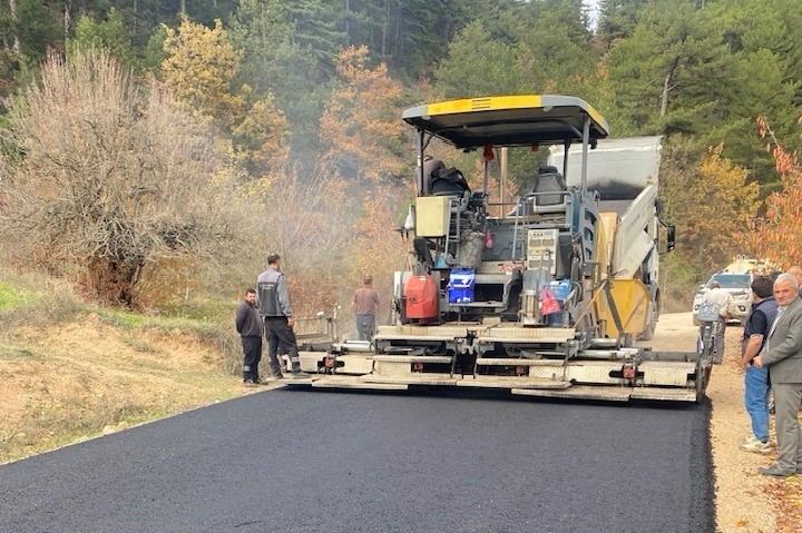 HİSARCIK KAYMAKAMI ATAM;" KÖY YOLLARI VATANDAŞLARIN GÜNLÜK YAŞAMINDA BÜYÜK ÖNEM...
