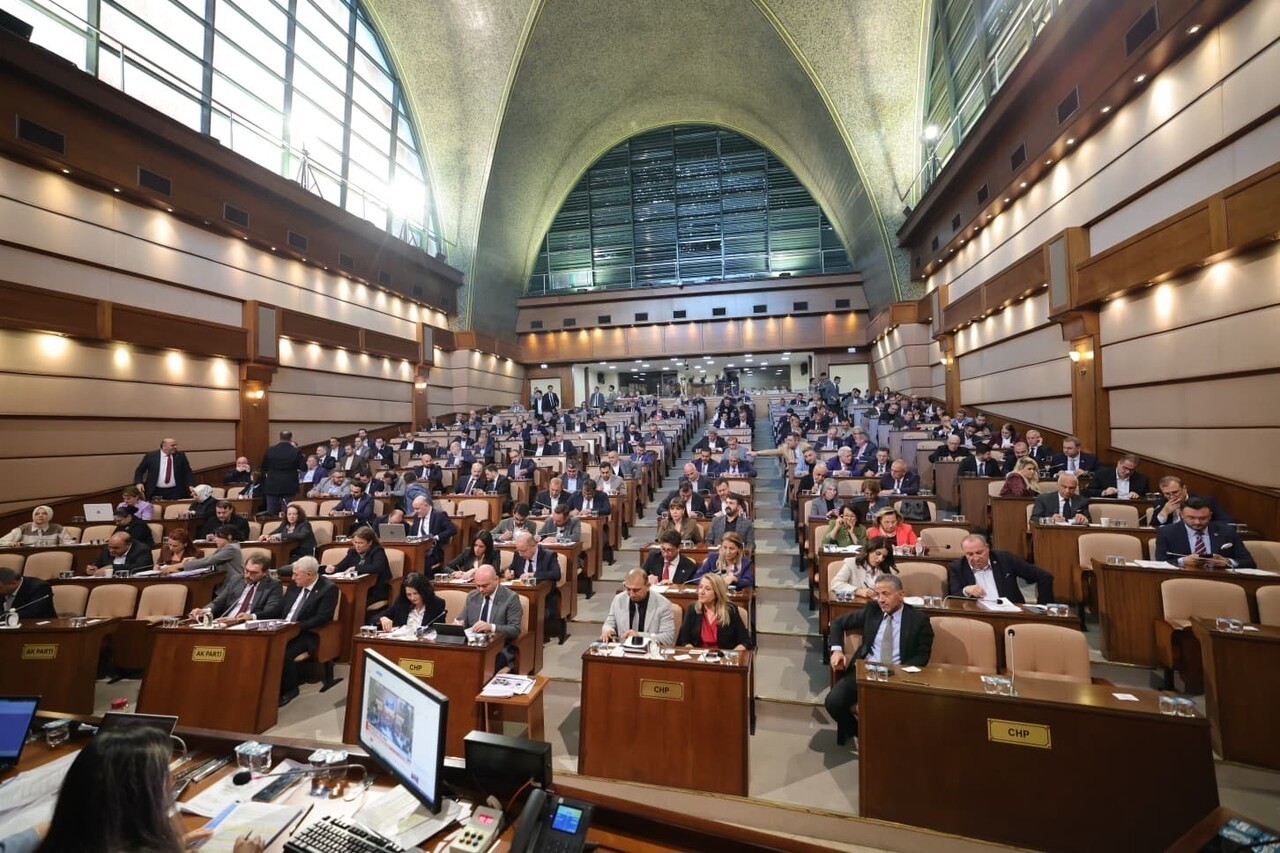 İBB MECLİSİ 2025 YILI İSKİ GENEL KURULU TOPLANTISI, SARAÇHANE'DEKİ BAŞKANLIK BİNASINDA...