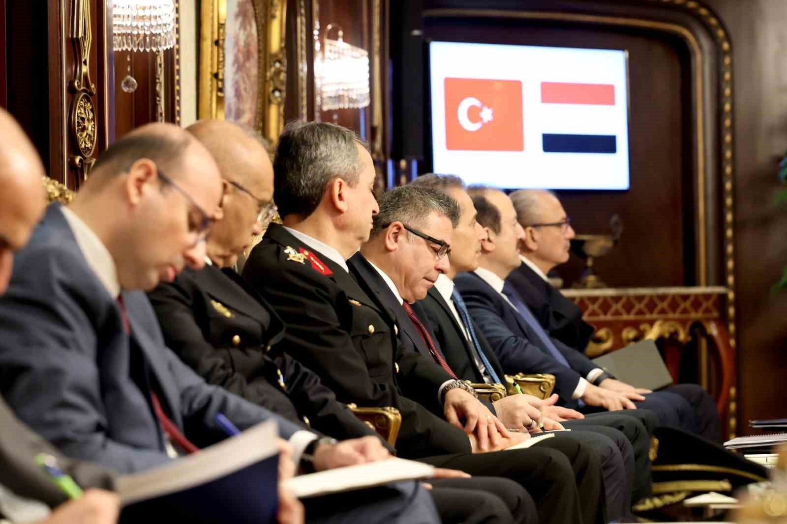 İÇİŞLERİ BAKANI YERLİKAYA, MISIR’DA