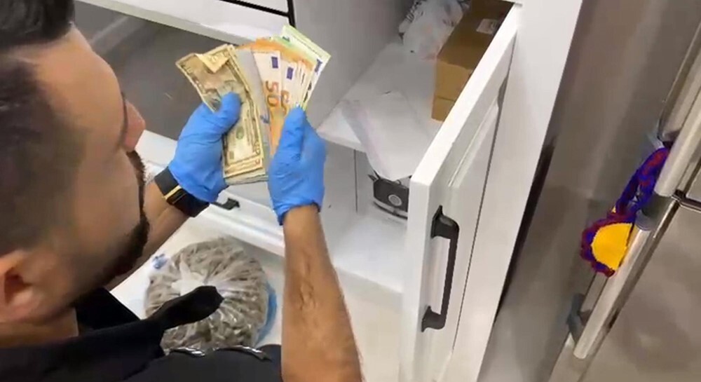 İL EMNİYET MÜDÜRLÜĞÜ NARKOTİK SUÇLARLA MÜCADELE ŞUBESİ EKİPLERİ, UYUŞTURUCU MADDE TİCARETİNİ...