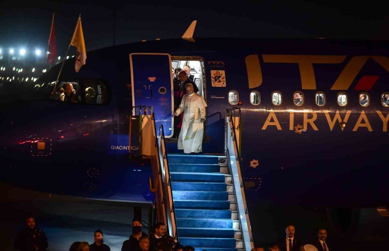 İLK RESMİ YURT DIŞI ZİYARETİNİ TÜRKİYE'YE YAPAN VATİKAN DEVLET BAŞKANI PAPA 14. LEO, ANKARA’DAKİ...